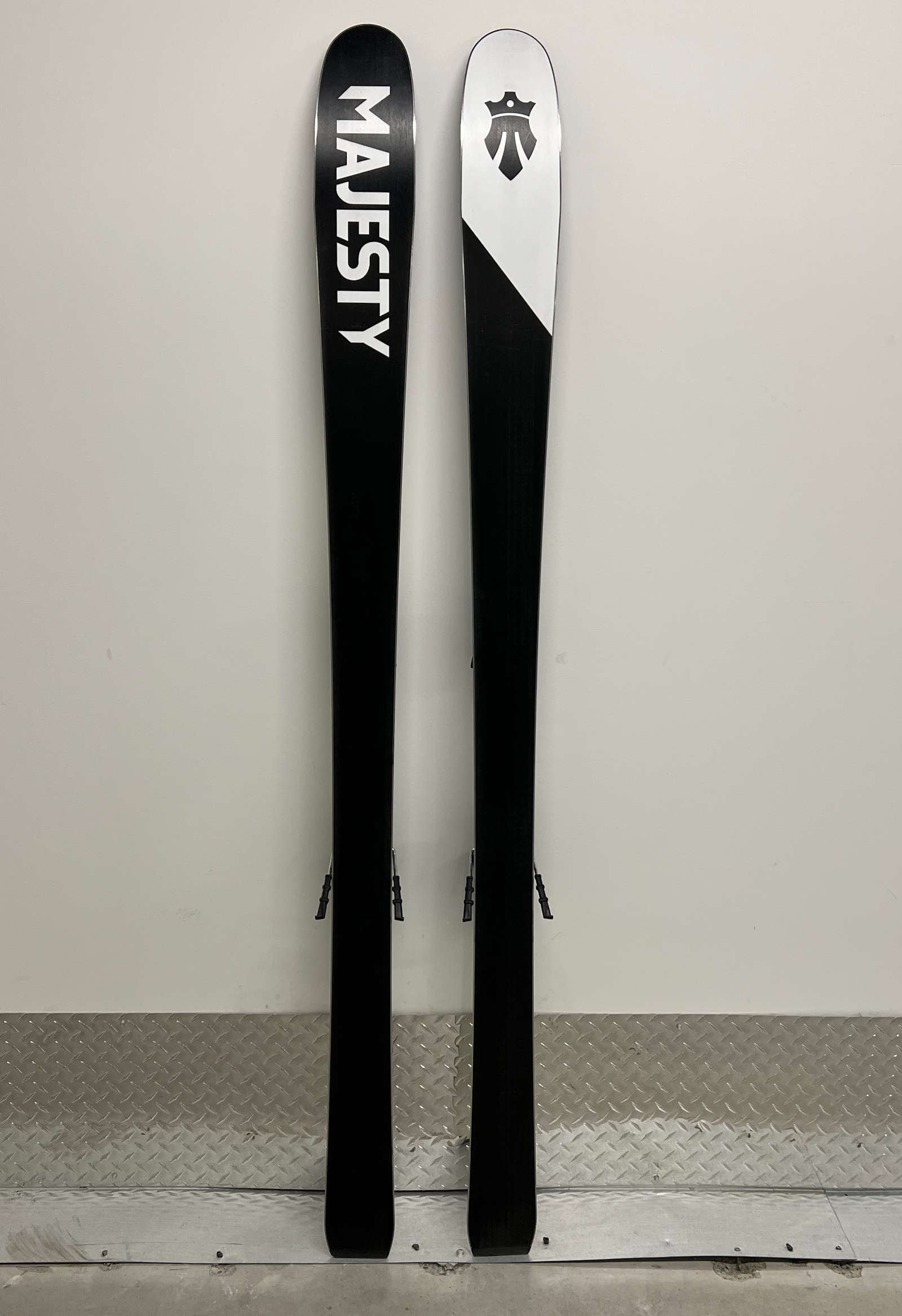 MAJESTY Adventure Ti | 170 cm Demo Skis | Gently Used - Majesty Skis | USA