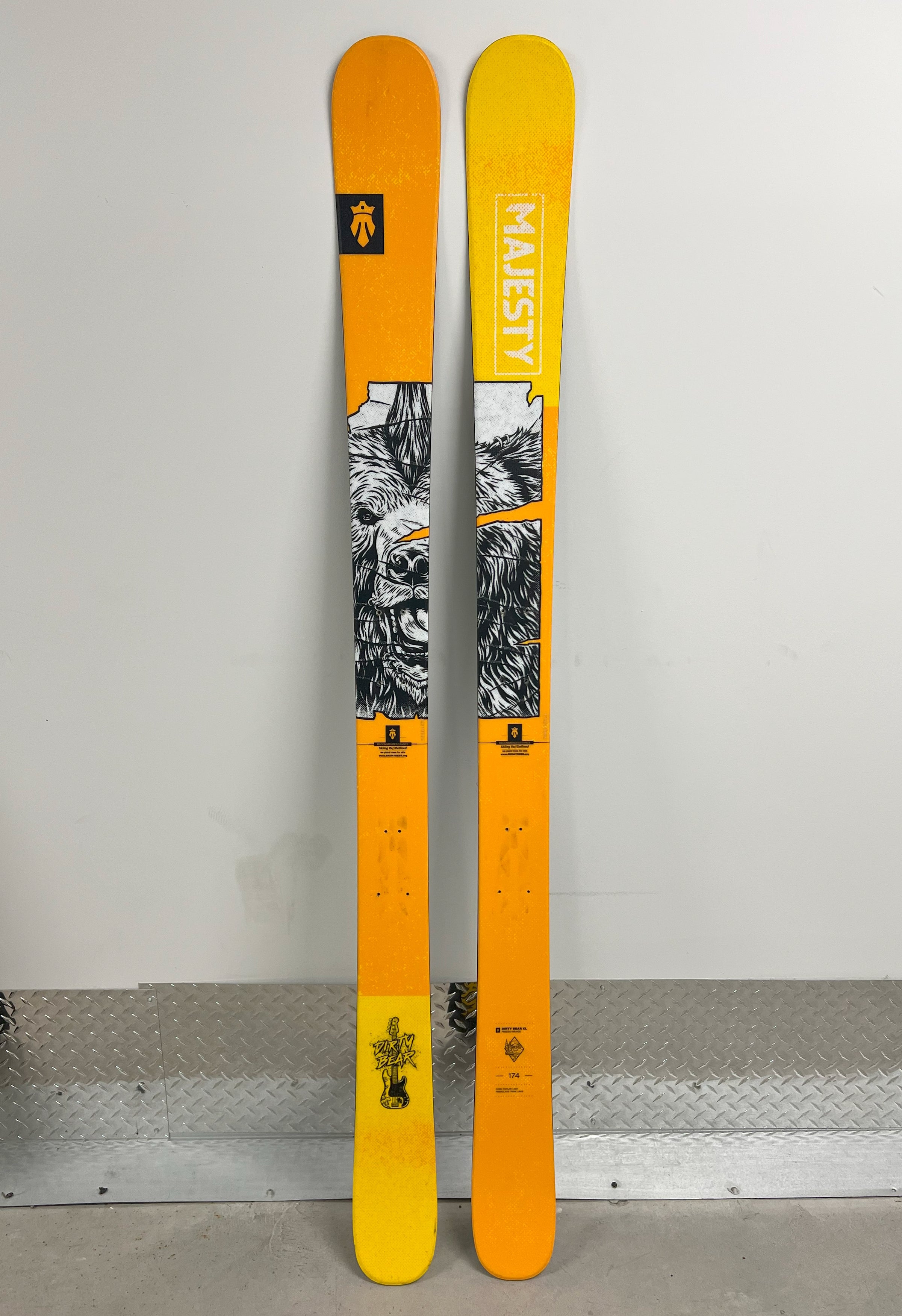 DBXL174-1.jpg?v=1742592155& DBXL174-1.jpg?v=1742592155&