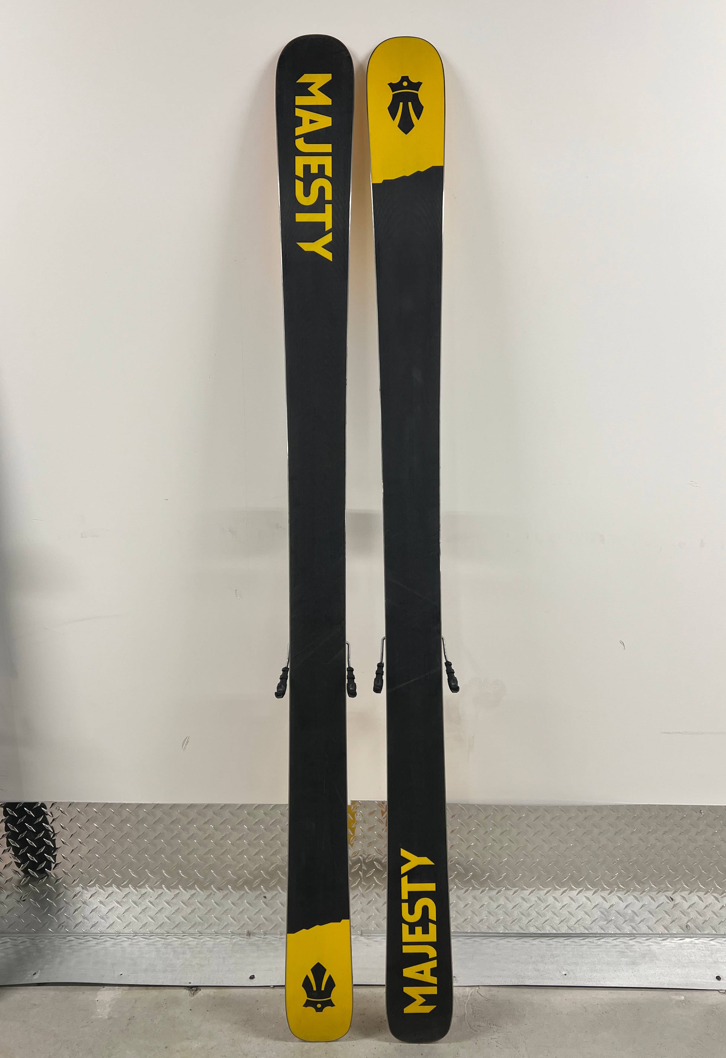 MAJESTY SKIS AMERICA