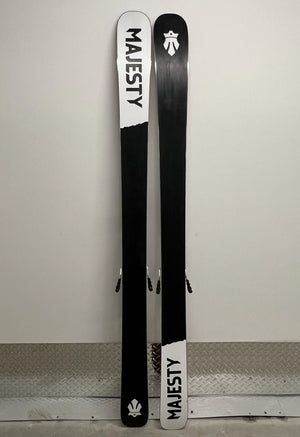 Dirty Bear XL Demo Skis – gently used