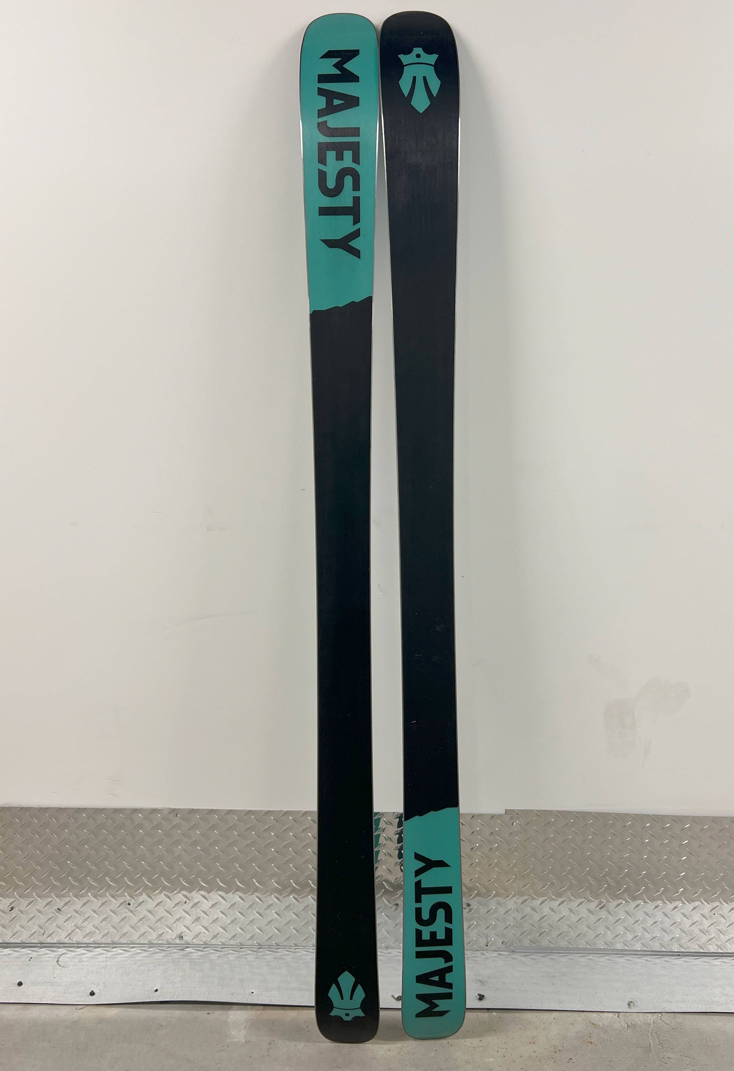 MAJESTY SKIS AMERICA