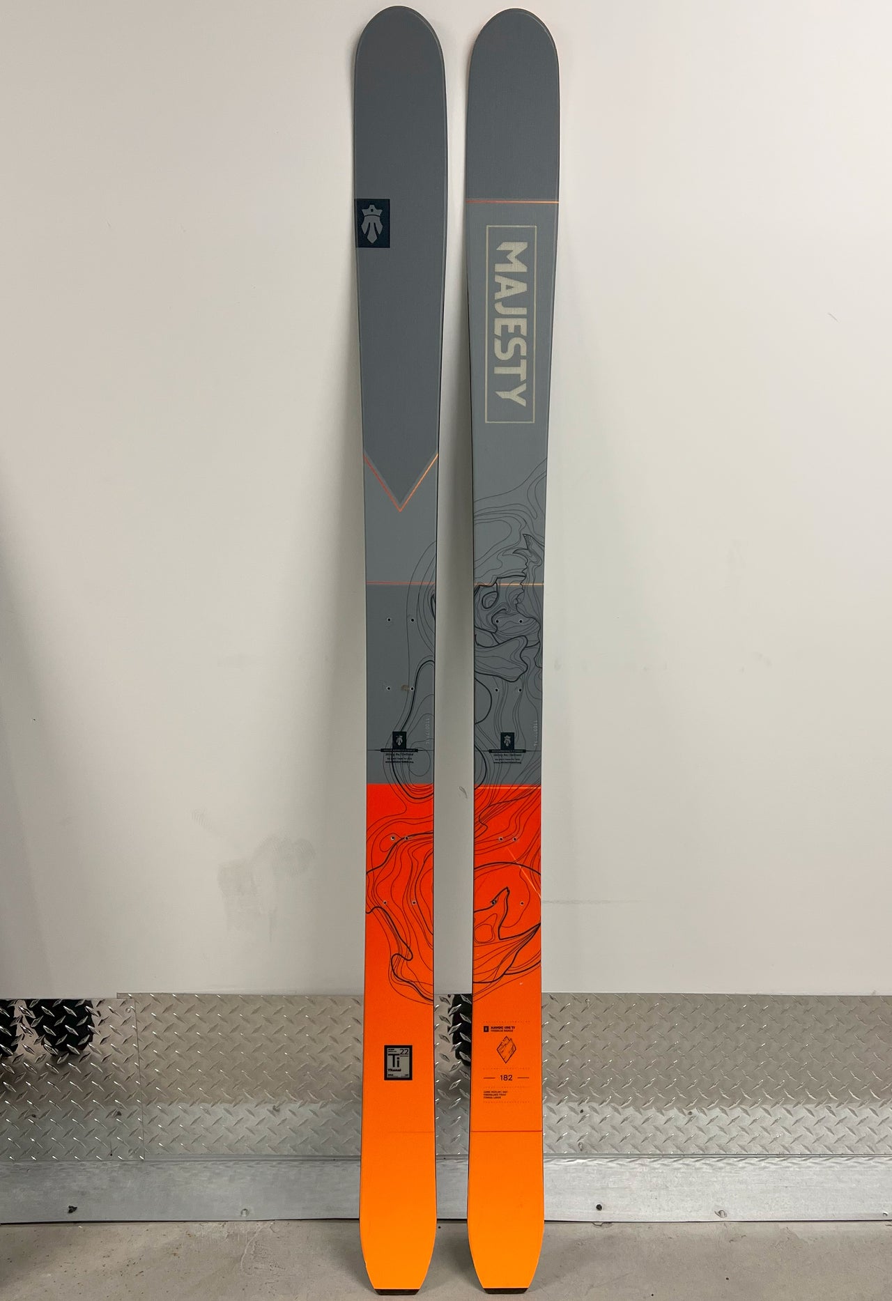 MAJESTY Havoc 100 Ti 182 cm - Freeride - Used DEMO - no bindings, needs a fix.
