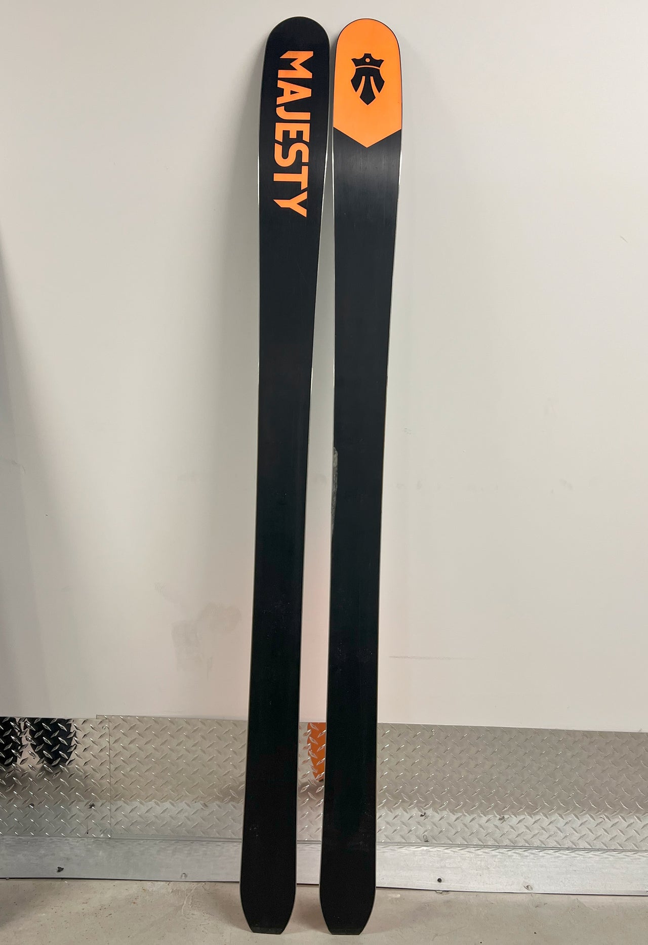 MAJESTY Havoc 100 Ti 182 cm - Freeride - Used DEMO - no bindings, needs a fix.