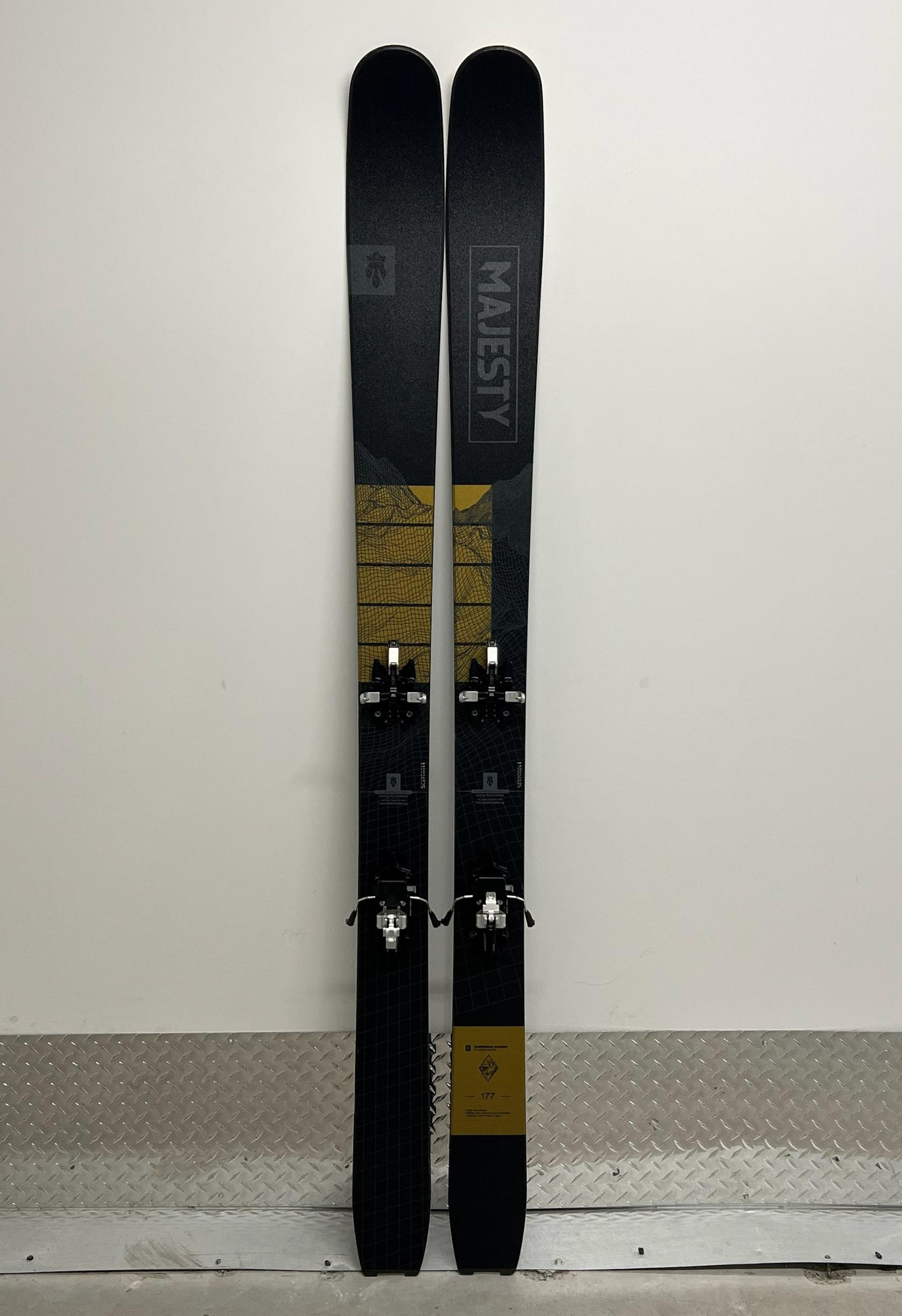 Supernova Carbon + ATK Demo | Gently Used Demo Set - Majesty Skis | USA