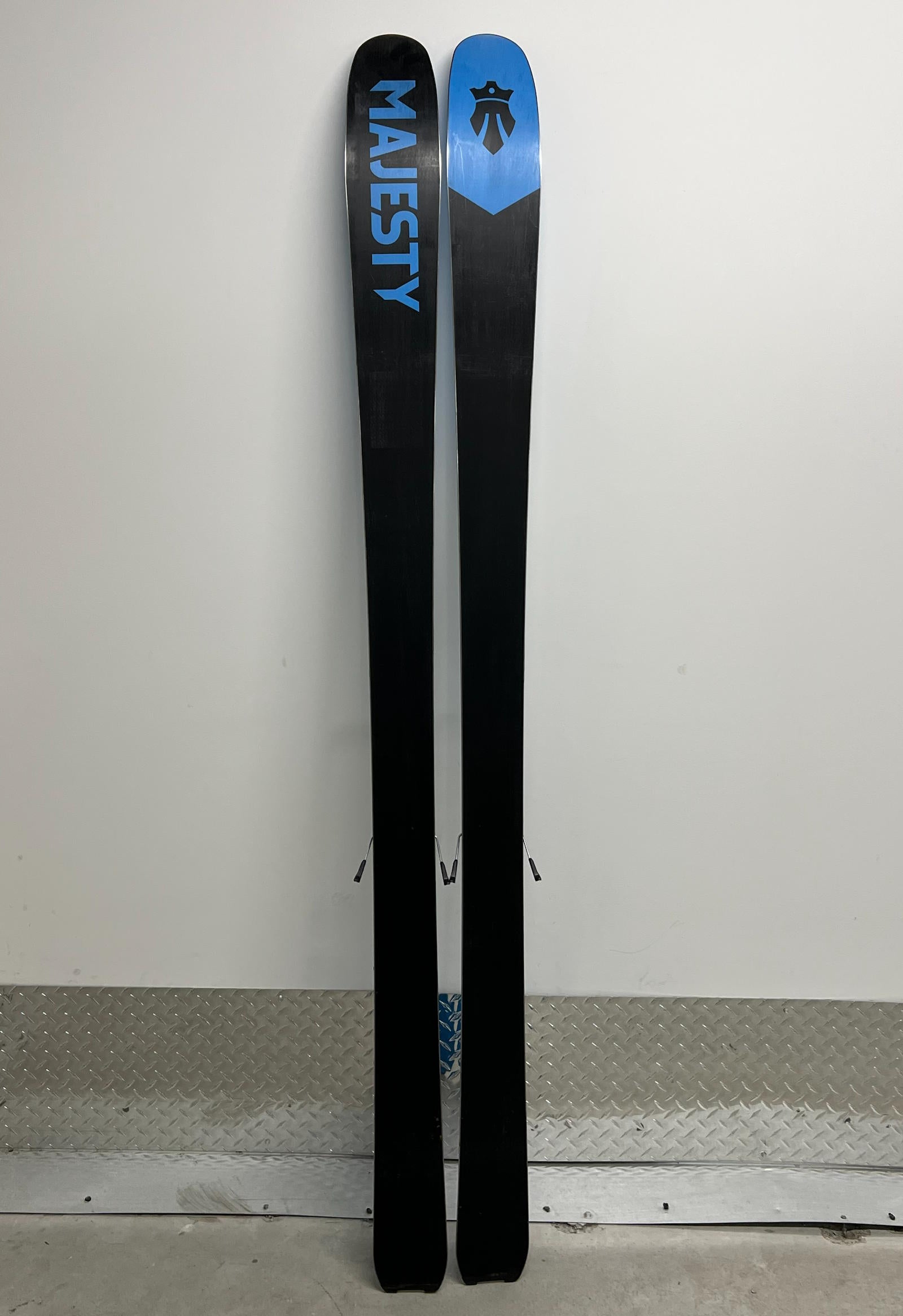 MAJESTY Superwolf 184 cm Touring Skis + ATK C-Crest 10 Demo | Gently U