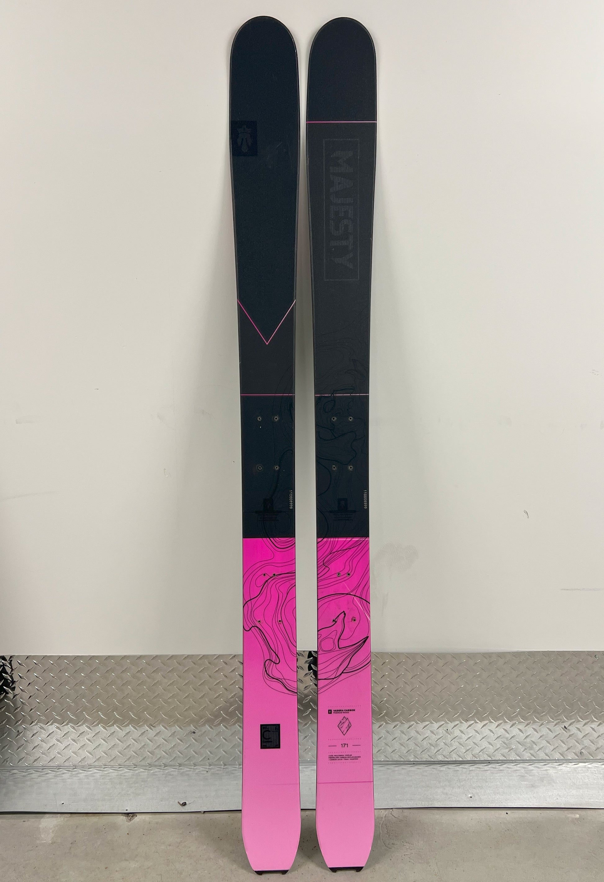 MAJESTY Vadera Carbon 171 cm - Freeride Skis - Used DEMO - Majesty Skis | USA