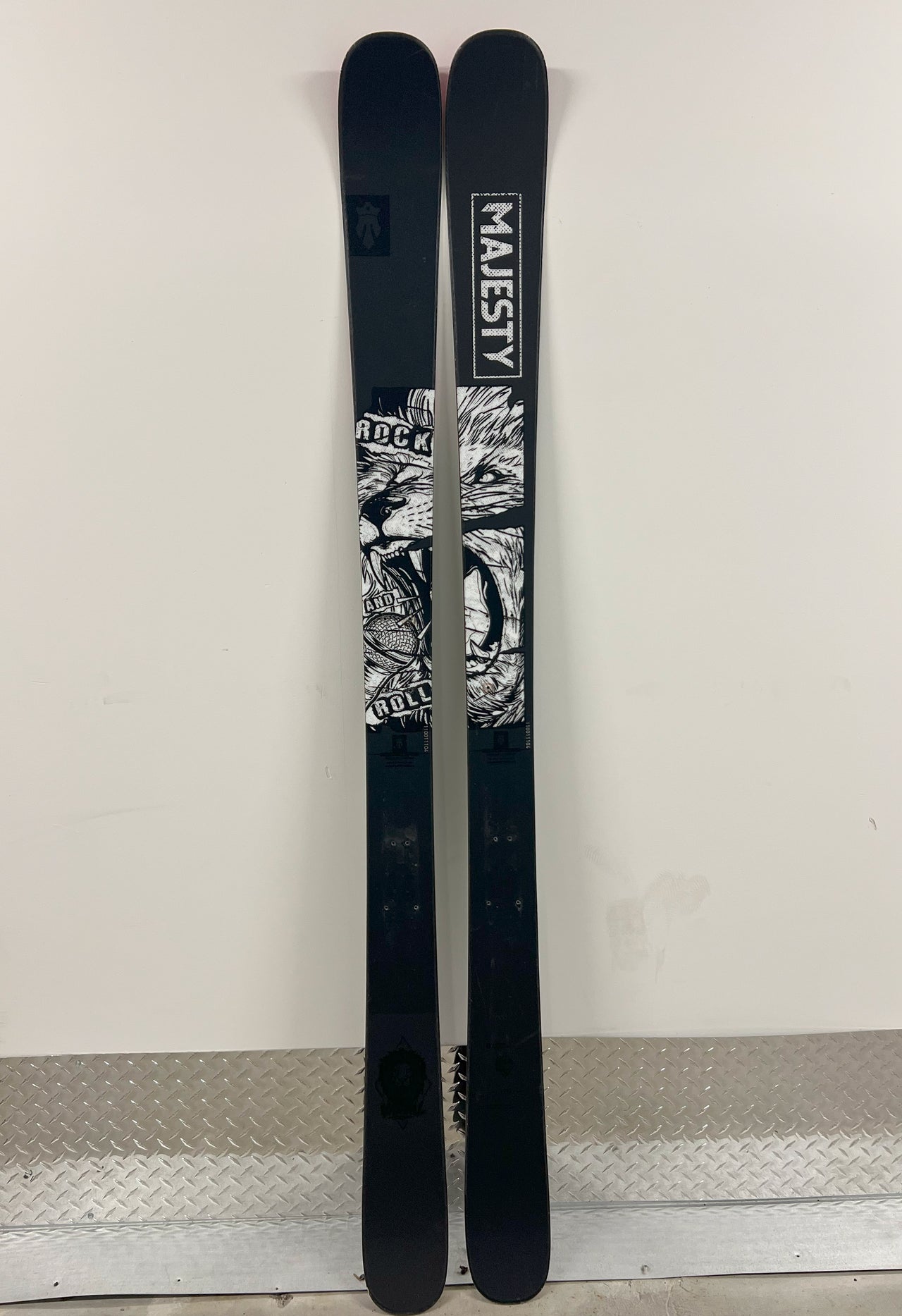 MAJESTY Vandal 175 cm - True Twin Tip - Used DEMO - no bindings