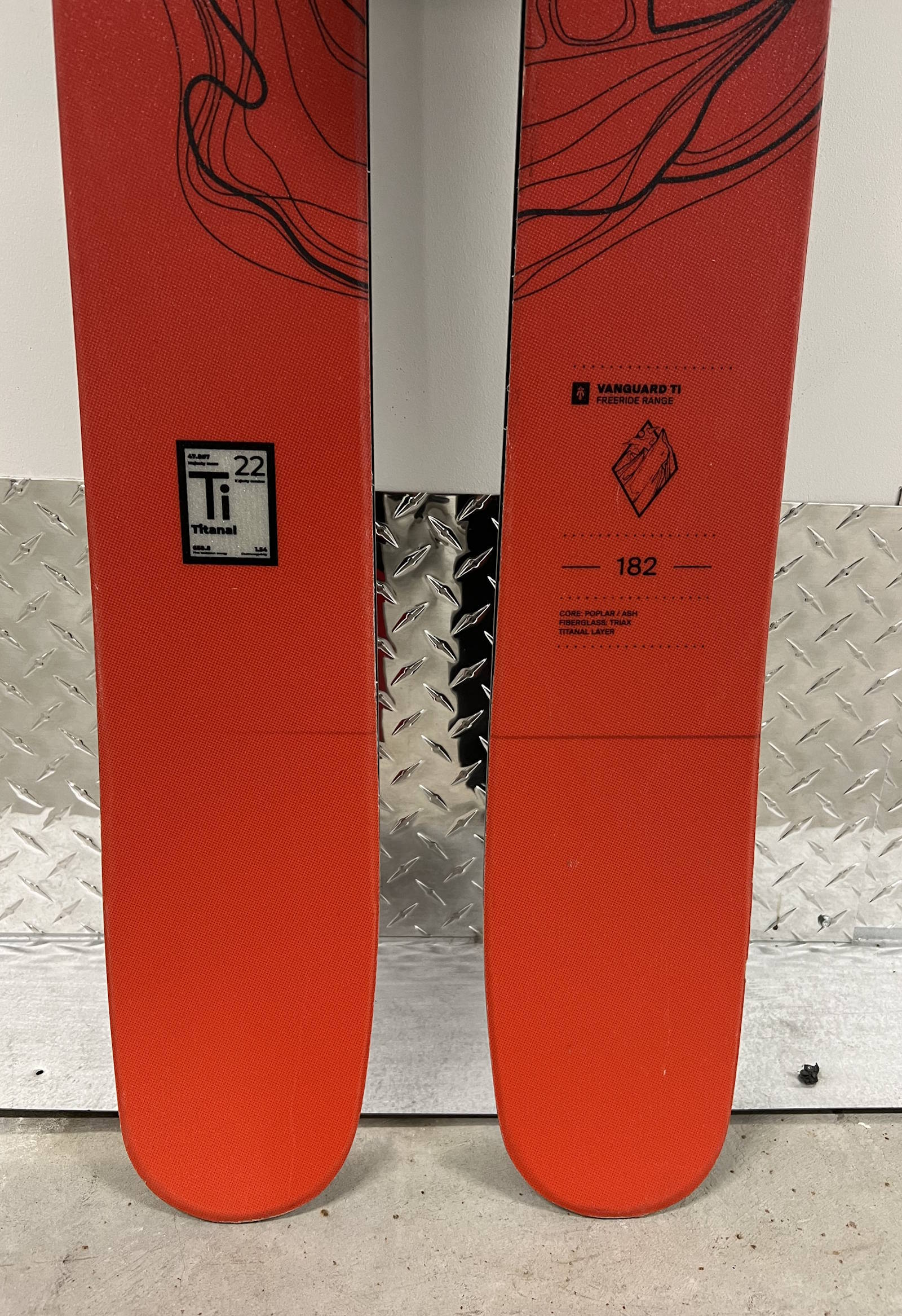 MAJESTY Vanguard 118 Ti 182 cm Demo Skis – gently used - Majesty Skis | USA