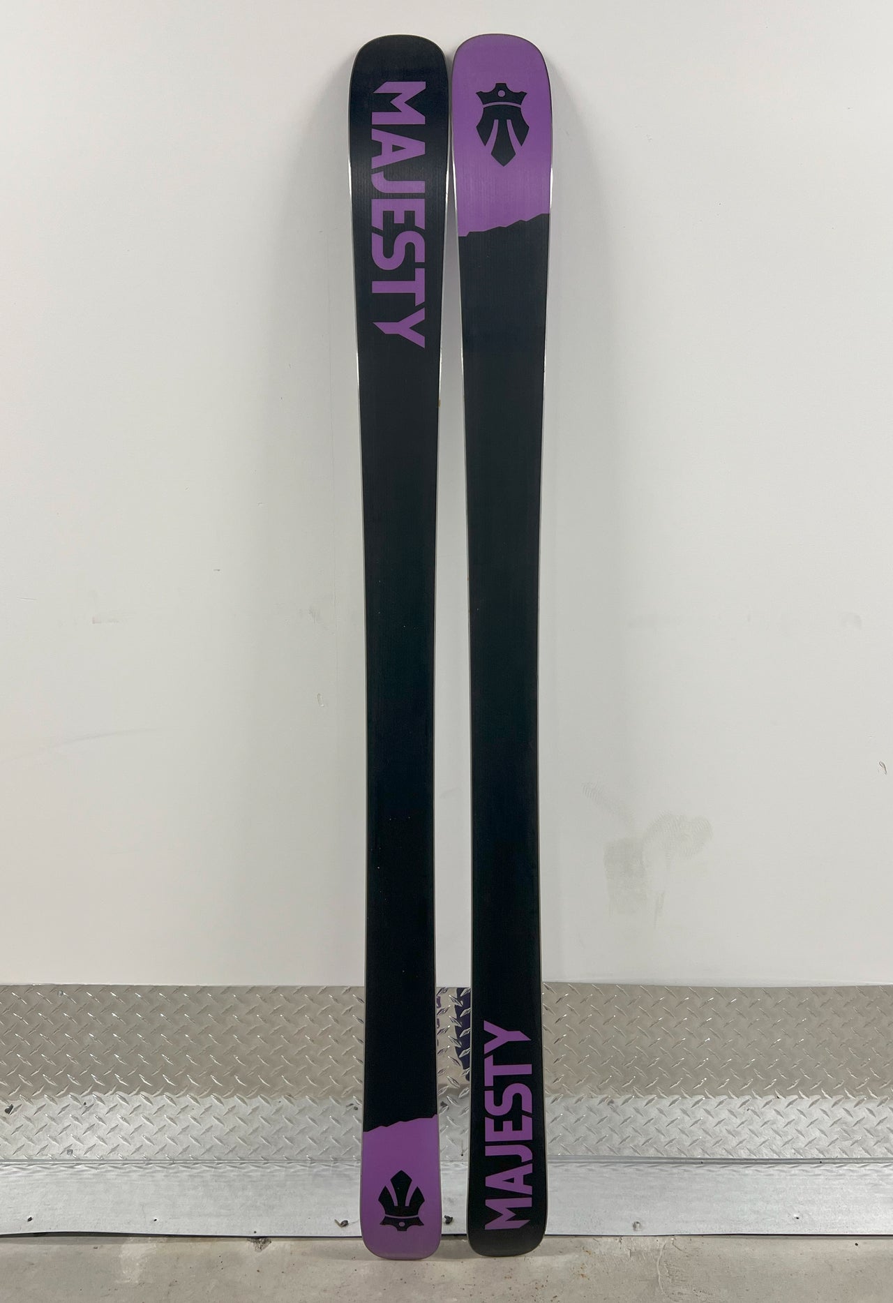 MAJESTY Vesper 166 cm - Used DEMO - no bindings